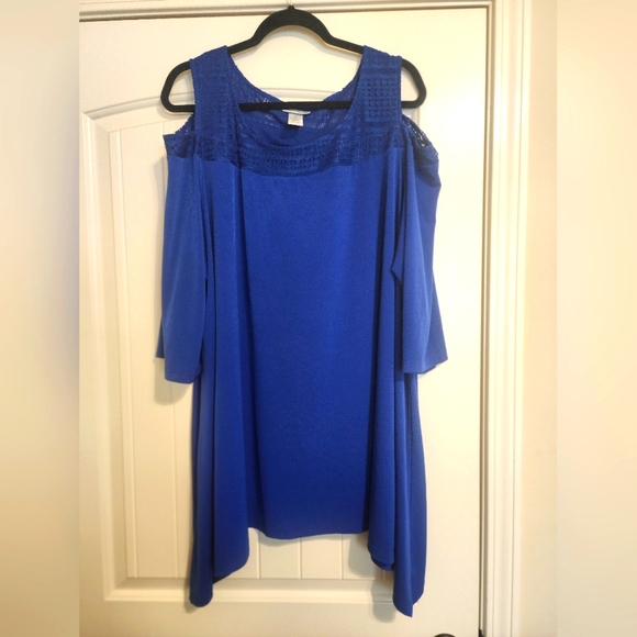 Tops - WOMEN PLUS SIZE SHIRT